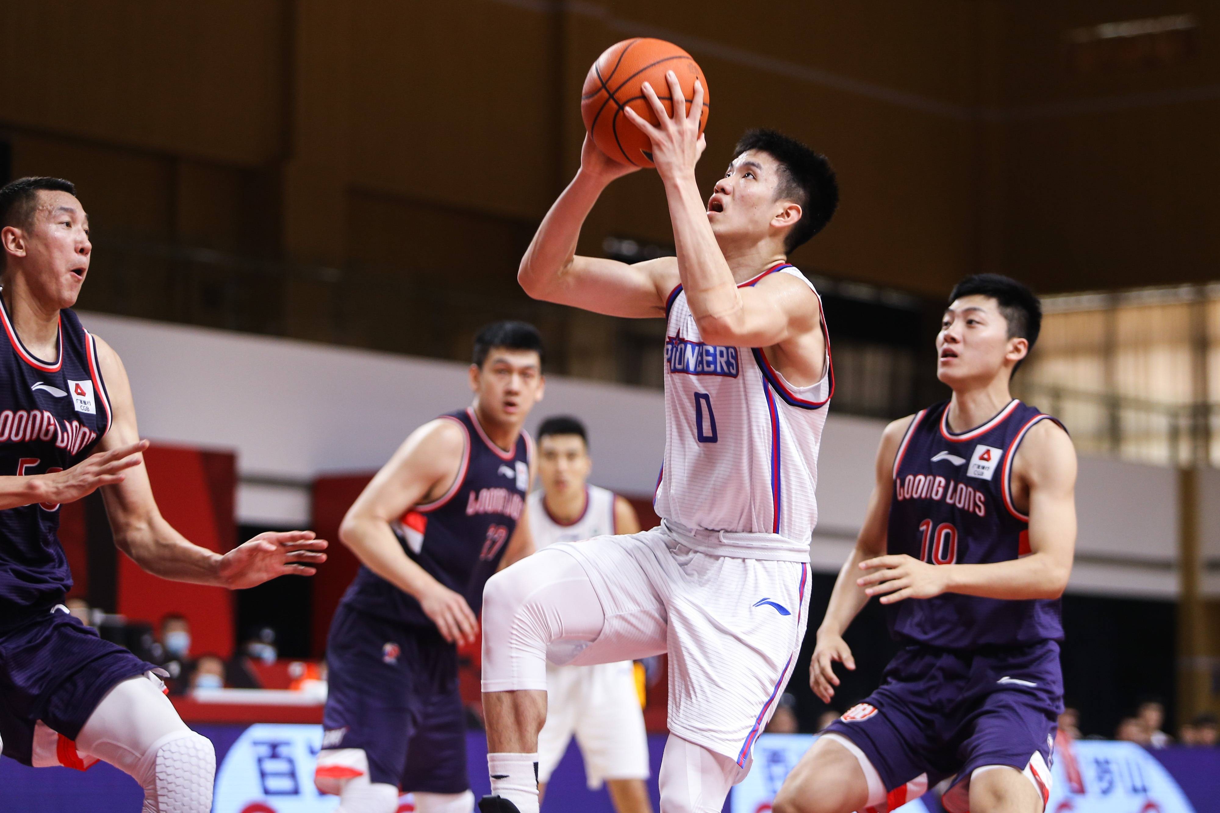 亚博官方网站-CBA常规赛今晚走向成谜；亚特兰大临场应变；引发热议；资深球员宣示担当的简单介绍