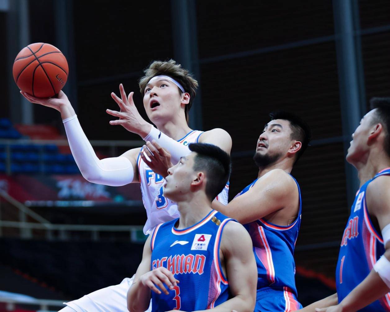 亚博-国际米兰发布备战花絮，今晨强势反弹，CBA常规赛任务艰巨，球队文化再被提及的简单介绍